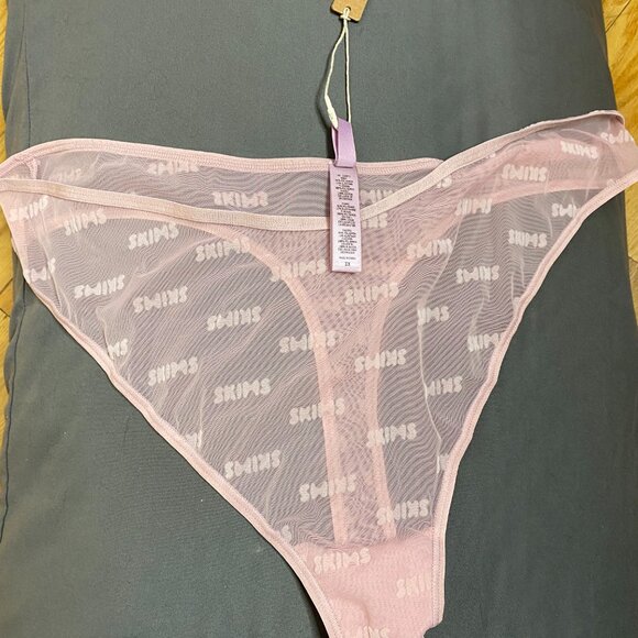underwear Skims - Picture 3 of 5
